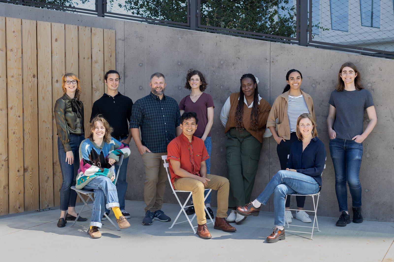 The Buchwalter Lab team photographed together outdoors.